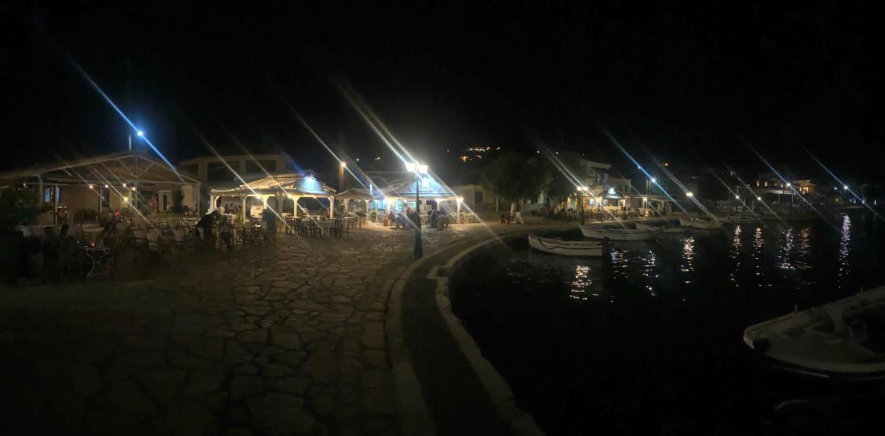 Steinturm Mit Dach-Terrasse Zwischen Fluss, Meer Und Gebirge- Spiti Pirgos Paralia Sergoulas Экстерьер фото