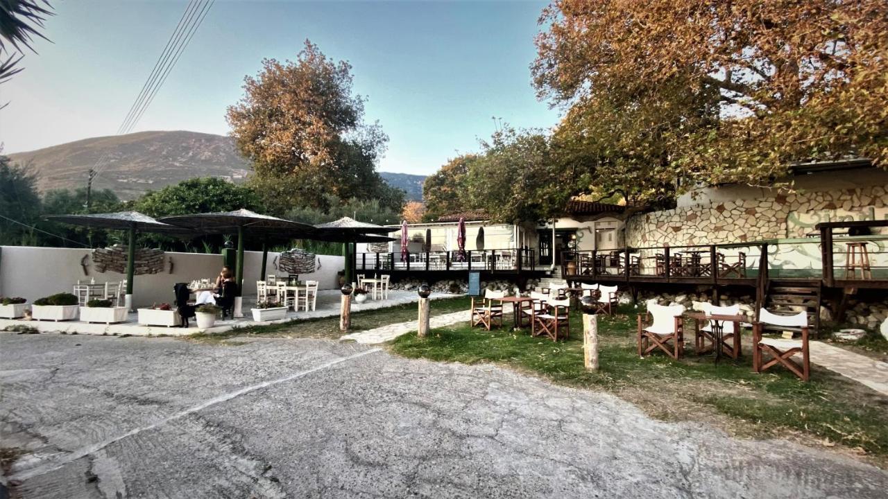 Steinturm Mit Dach-Terrasse Zwischen Fluss, Meer Und Gebirge- Spiti Pirgos Paralia Sergoulas Экстерьер фото